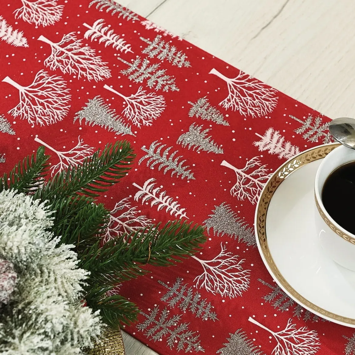 Bieżnik świąteczny Zimowa Magia 50x100 Czerwony