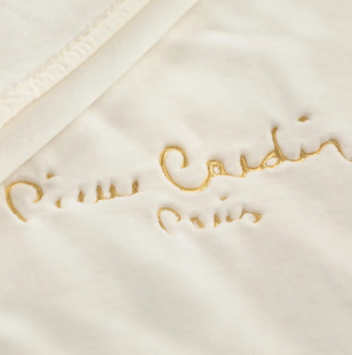 Koc 160x220 kremowy Pierre Cardin