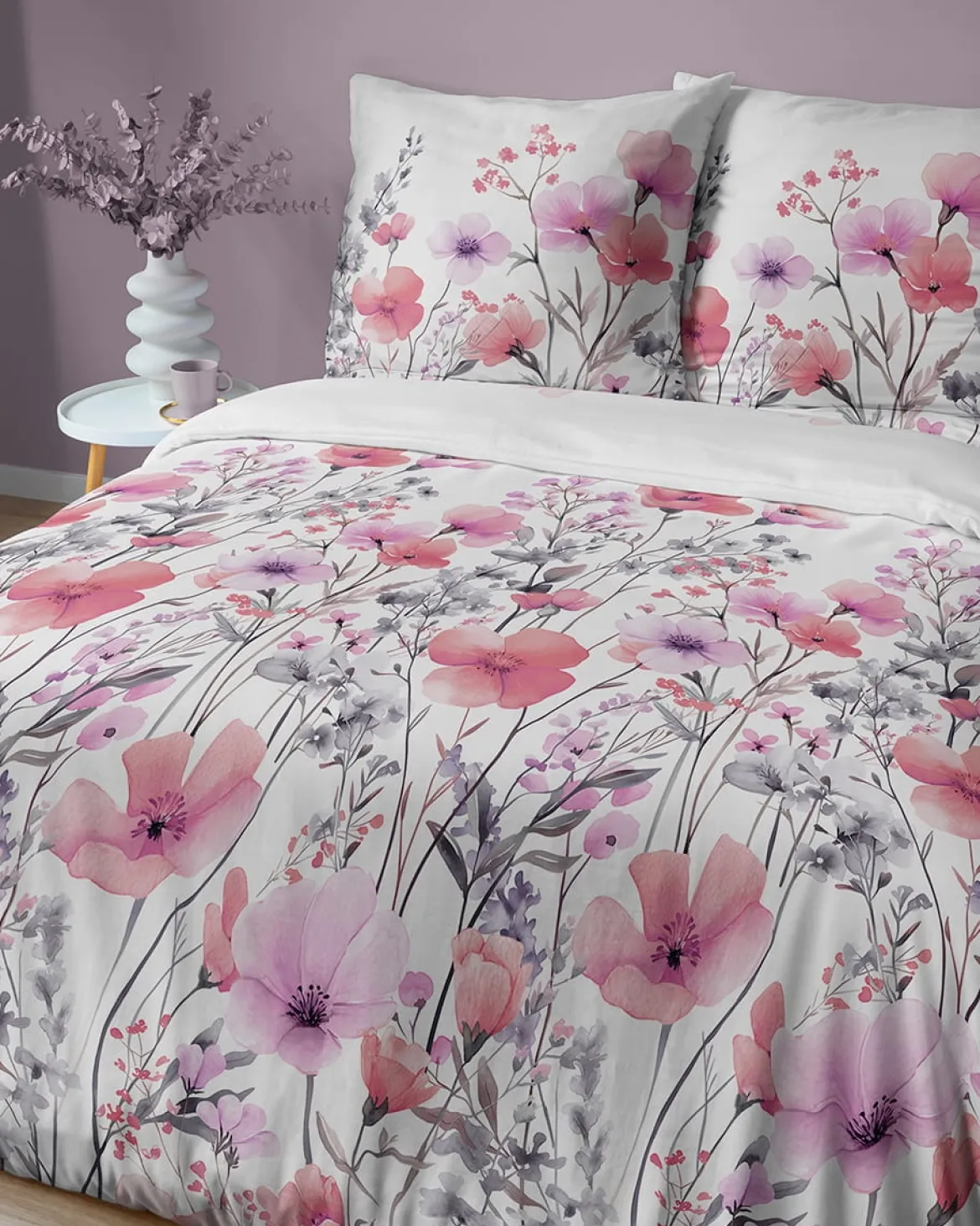 Komplet pościeli Home Satin z satyny bawełnianej 160x200 w różowe i fioletowe kwiaty