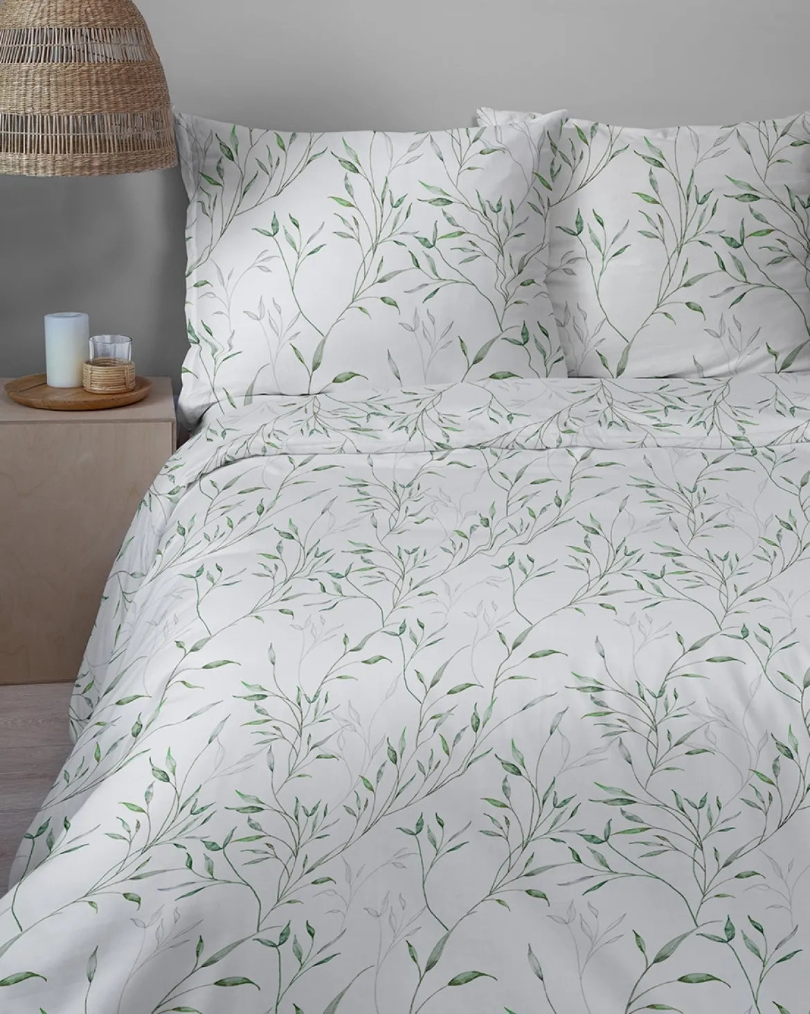 Komplet pościeli Home Satin z satyny bawełnianej 160x200 w zielone gałązki