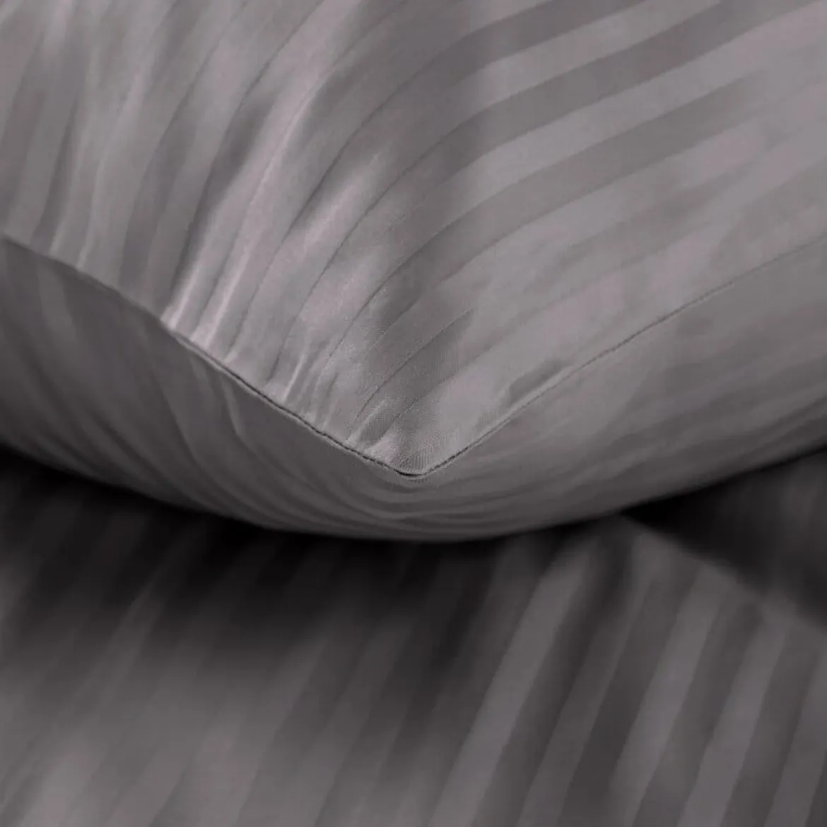 Komplet pościeli z adamaszku 160x200 stalowej