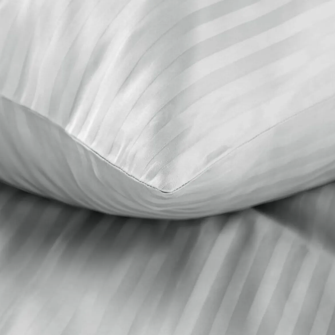 Komplet pościeli z adamaszku 220x200 srebrnej