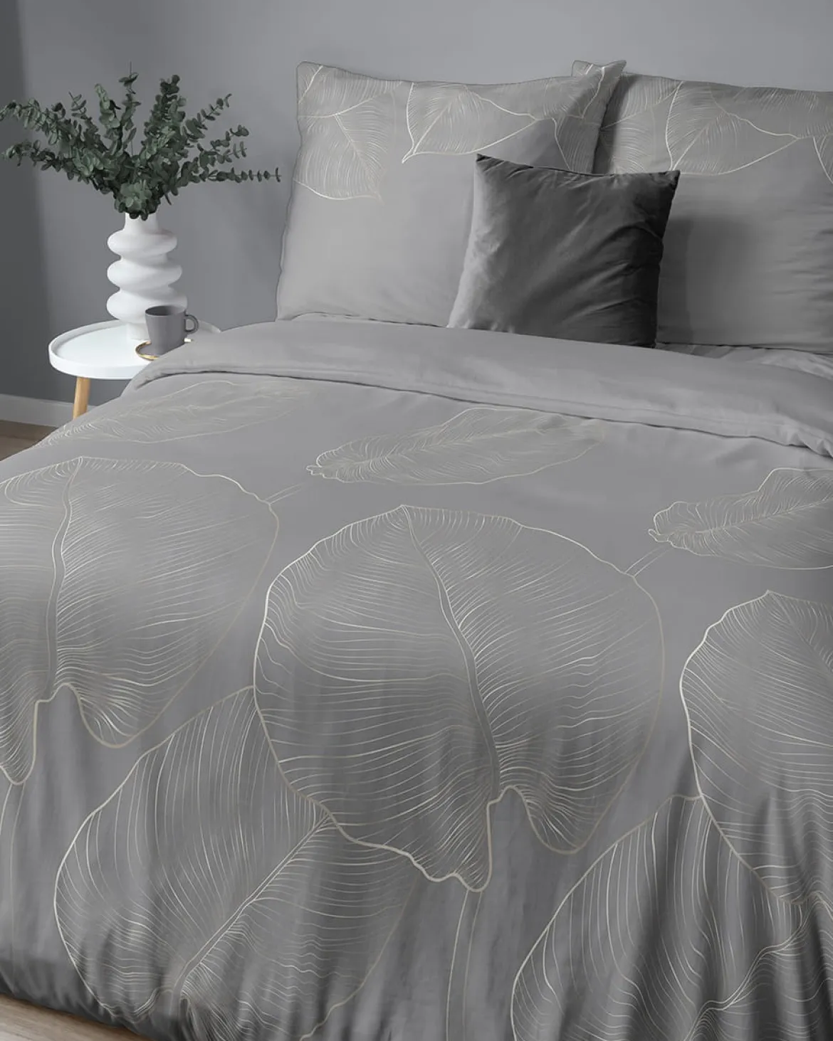 Komplet pościeli z satyny bawełnianej ciemnoszarej 160x200 w liście Home Satin