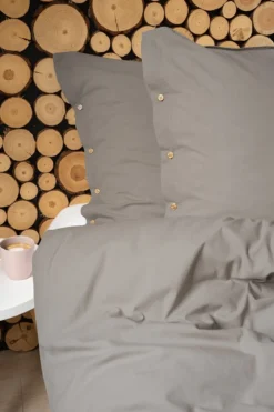 Pościel Pure Eco Line bawełniana 160x200 ciepłoszara z guziczkami