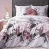 Pościel satyna bawełniana Home Satin biała 220x200 w popielate liście, różowe kwiaty