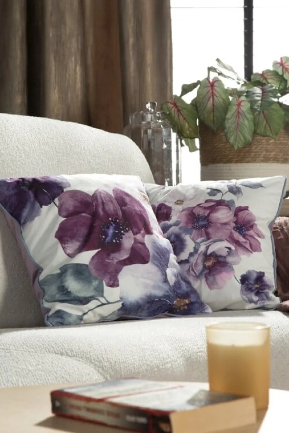 Poszewka dekoracyjna velvet 45x45 Duże Kwiaty Fioletowo Różowe