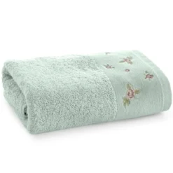 Ręcznik kąpielowy miętowy 70x140 z haftem kwiatowym Dalia